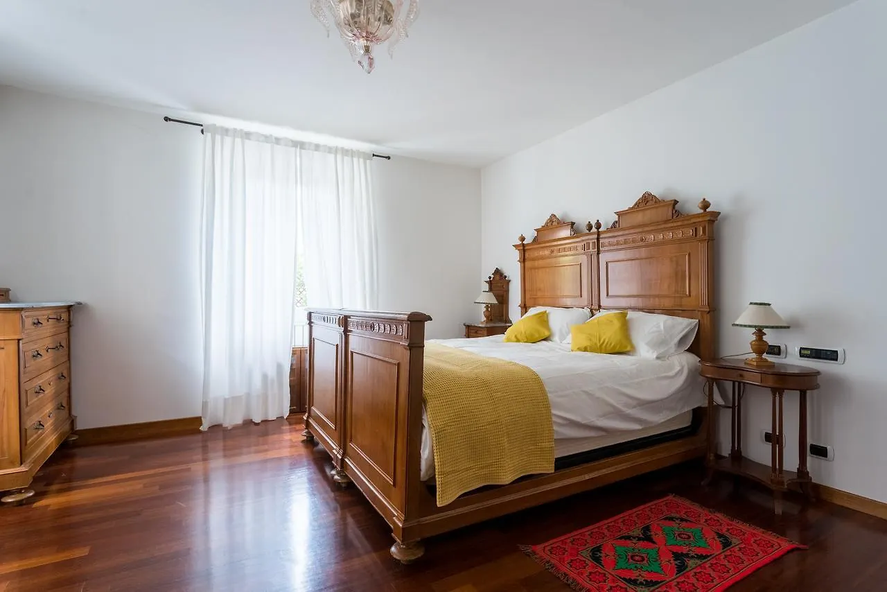 公寓 Carate UrioUna Terrazza Da Sogno By Rent All Como公寓 意大利